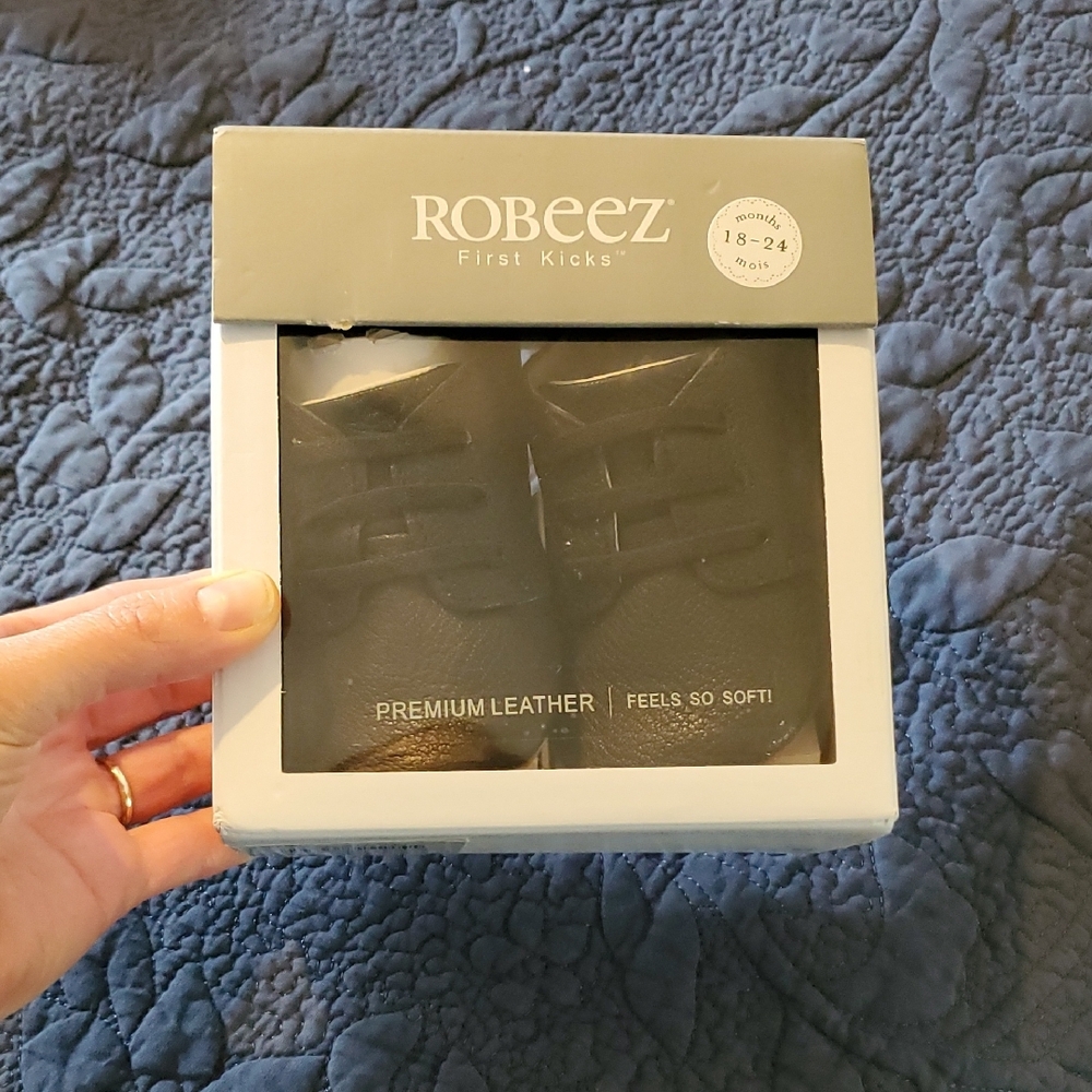 Robeez Black Leather Baby Shoes 18-24mo